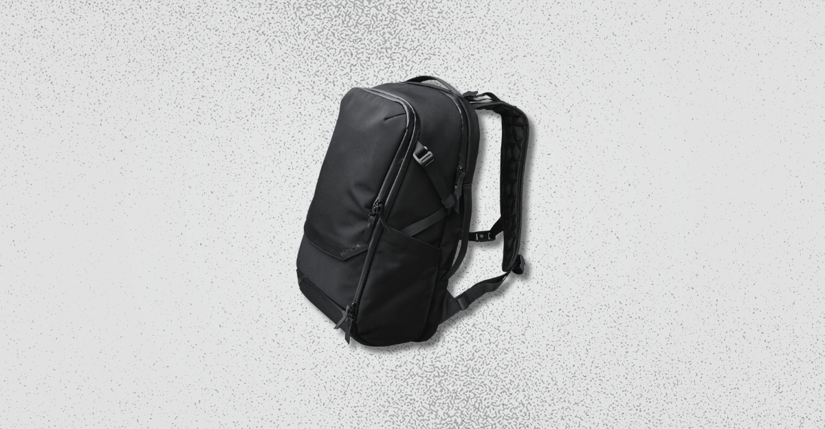 ALPAKA Elements Travel Backpack